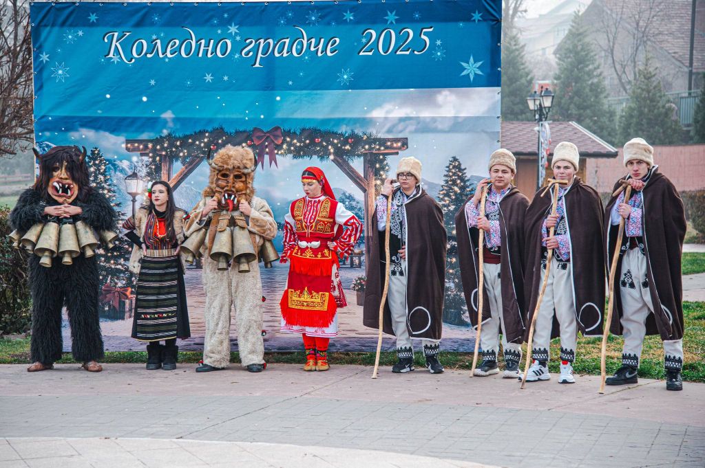 Магията на Коледа - СУ Христо Ботев - Сапарева баня